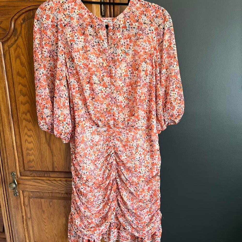 Romantic floral mini dress by
